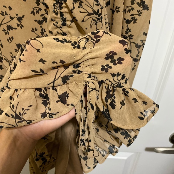 Dress - Picture 4 of 6